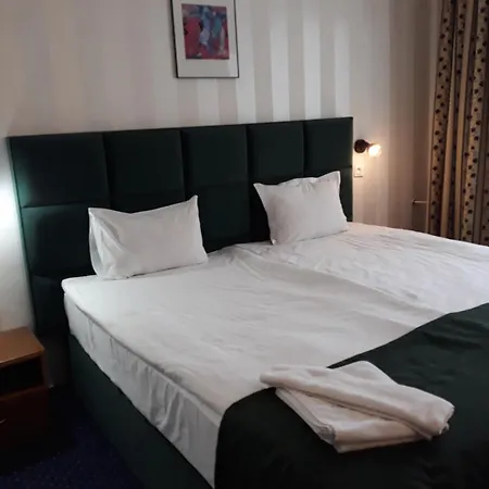 Хотел финландия 4*